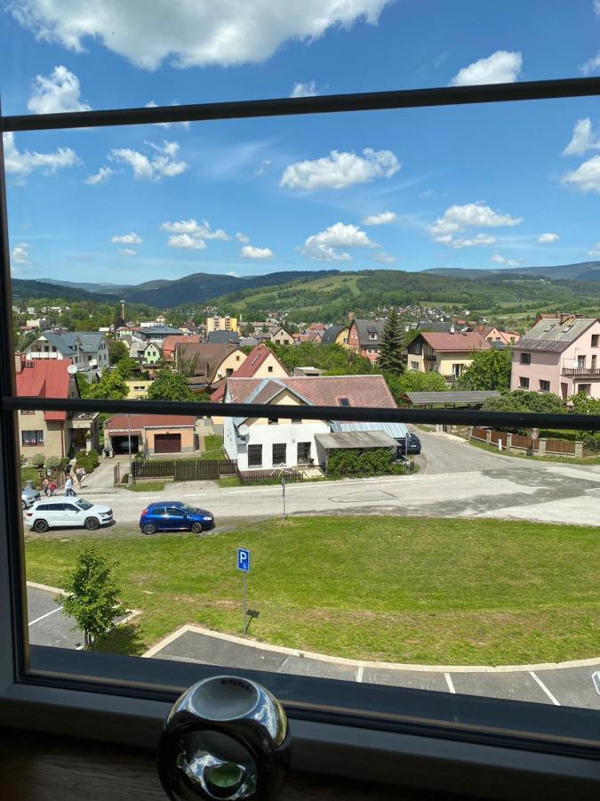 Deluxe Apartman Lisci Kopec Vrchlabí Eksteriør billede
