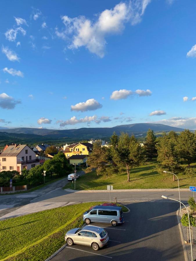 Deluxe Apartman Lisci Kopec Vrchlabí Eksteriør billede